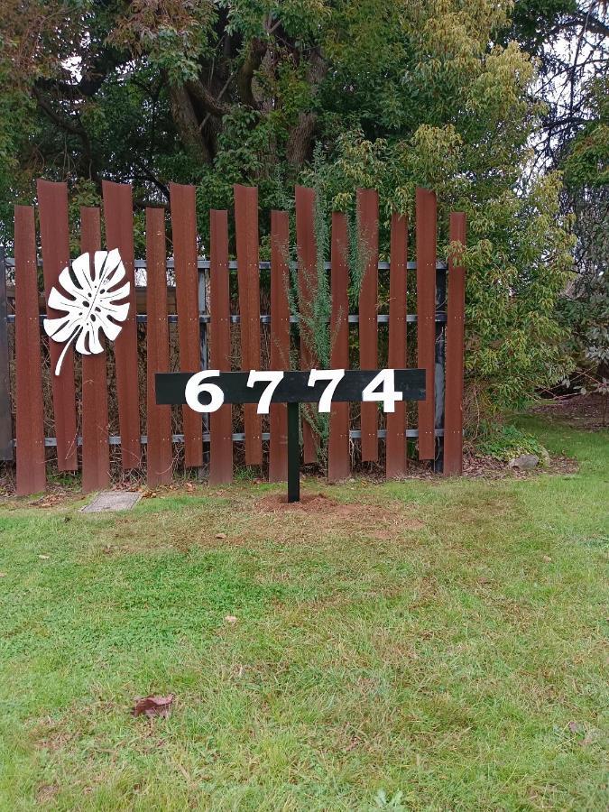 Buffalo Motel And Country Retreat Porepunkah Exterior photo